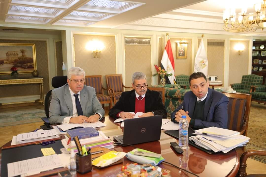 د.عاشور يرأس اجتماع مجلس إدارة المعهد القومي للبحوث الفلكية والجيوفيزيقية