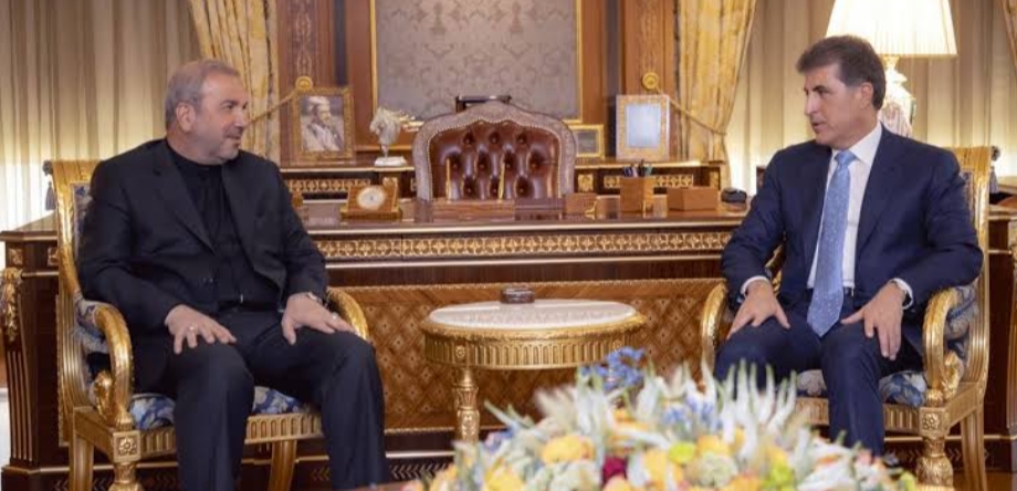 رئيس إقليم كوردستان يستقبل السفير الايراني في العراق