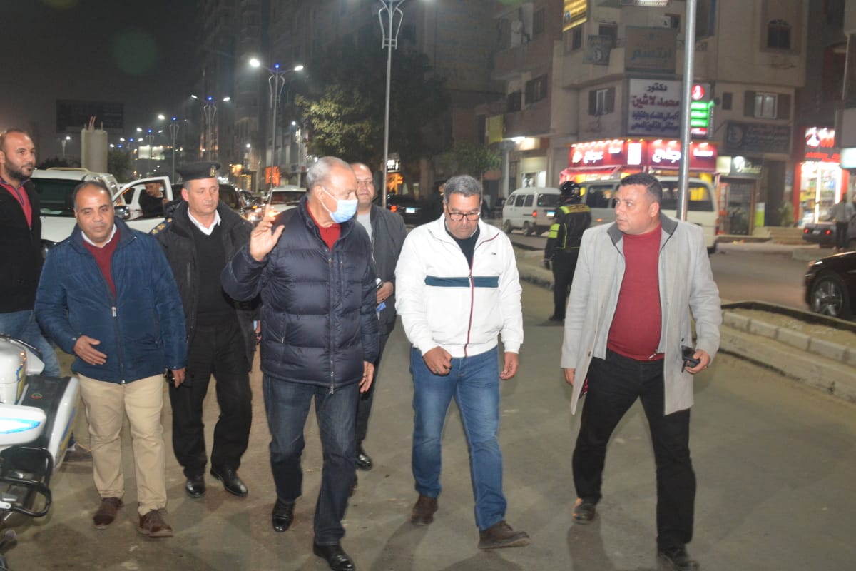 محافظ القليوبية في جولة مسائية لمتابعة سير الأعمال الجارية لتطوير شارع فريد ندا المرحلة الثانية بمدينة بنها 