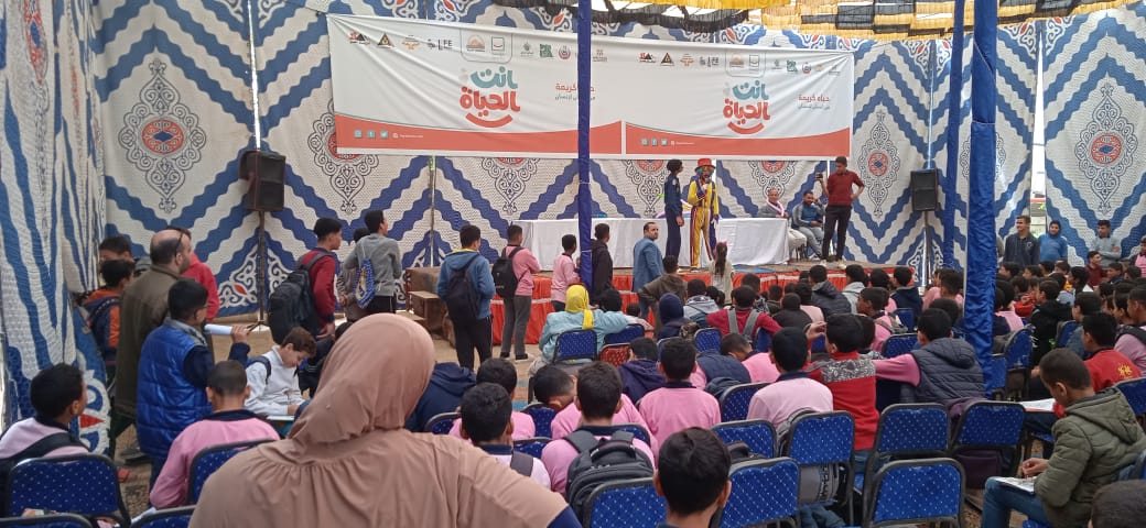 وسط إقبال جماهيري.. ثقافة الجيزة تشارك بمبادرة " أنت الحياة" بالوردان