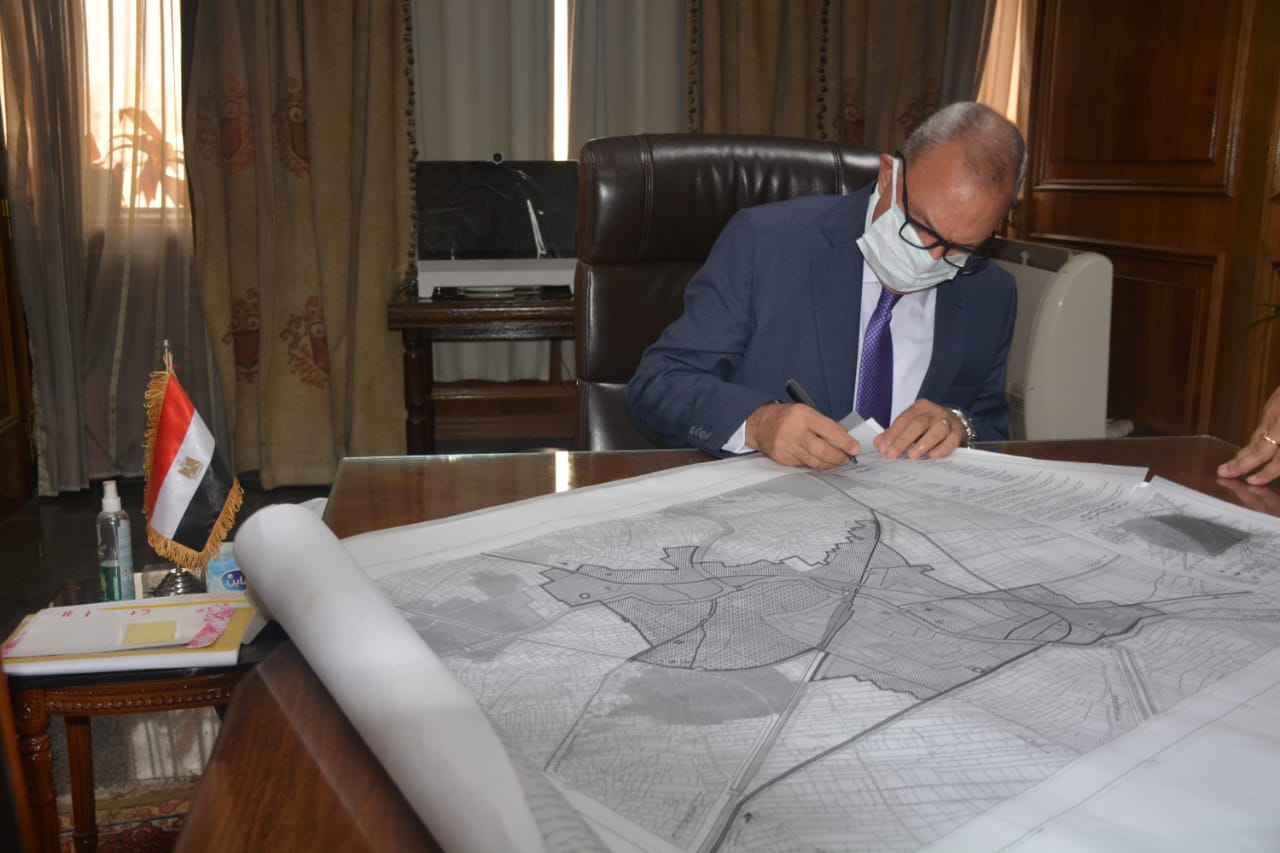 محافظ القليوبية يعتمد المخطط الاستراتيجي لمدينة شبين القناطر