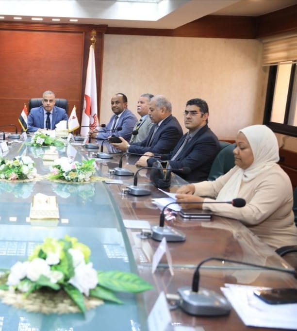 تنفيذا لتوجيهات الرئيس السيسي لتحسين جودة الأداء الطبي 