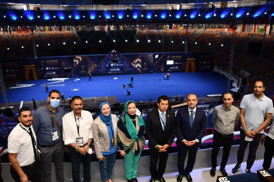 صبحي...يتفقد منافسات بطولة العالم للسلاح باستاد القاهرة ويطمئن علي الإجراءات التنظيمية