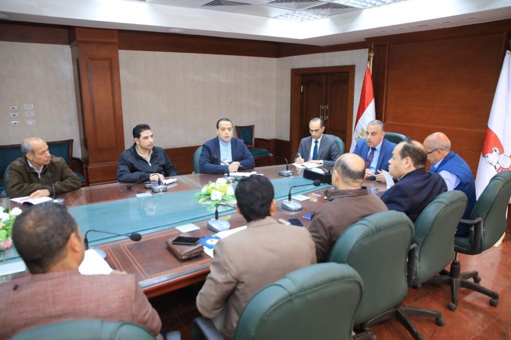 بحضور ابوالوفا ... الفقى يطالب بإقامة معارض اهلا رمضان بجميع مراكز المحافظه