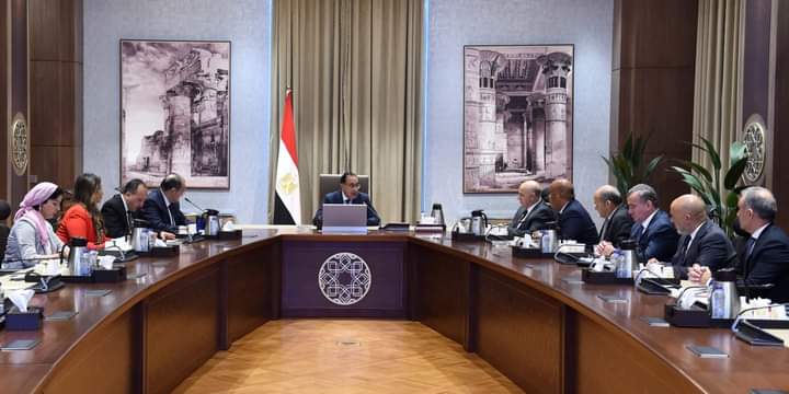 رئيس الوزراء يستعرض رؤى ومقترحات غرفة الصناعات المعدنية بشأن تعميق الصناعة وزيادة معدلات الإنتاج والتصدير