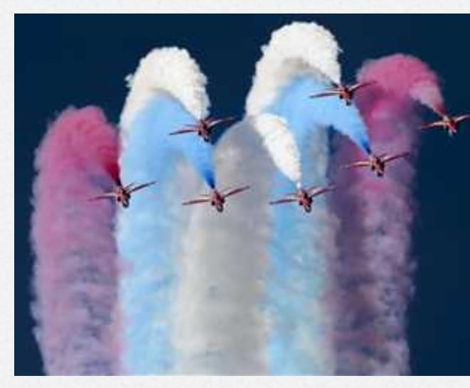 عرض جوي استعراضي مصري بريطاني في سماء الغردقة