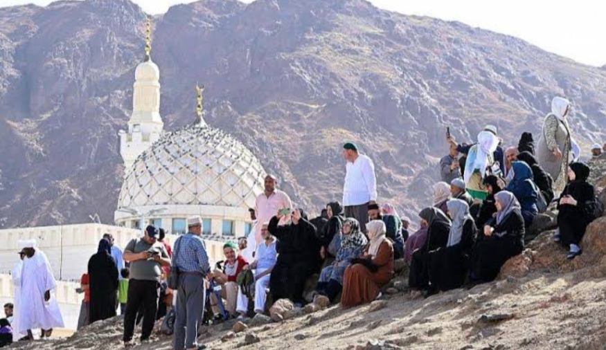 المساجد والمعالم التاريخية والأثرية تستقبل زائري وأهالي المدينة المنورة خلال أيام العيد