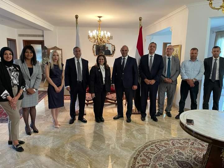 وزيرة الهجرة تعقد مباحثات ثنائية مع وزير العمل القبرصي لتعزيز التعاون المشترك في مجال تنقل العمالة 