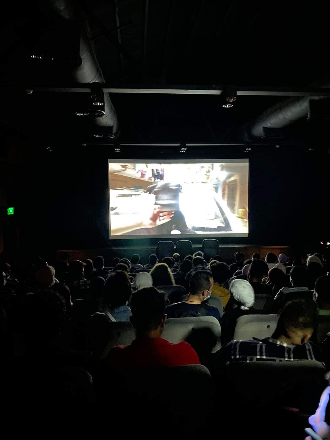 عروض نادي سينما الشباب بالهناجر للمركز القومي للسينما 