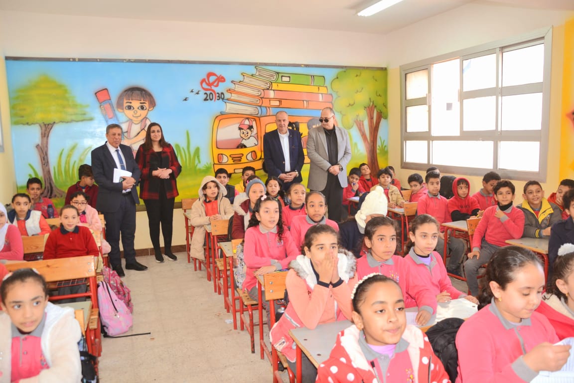 بلبع تتفقد عدد من المدارس بالمحمودية للتأكد على سير العملية التعليمية