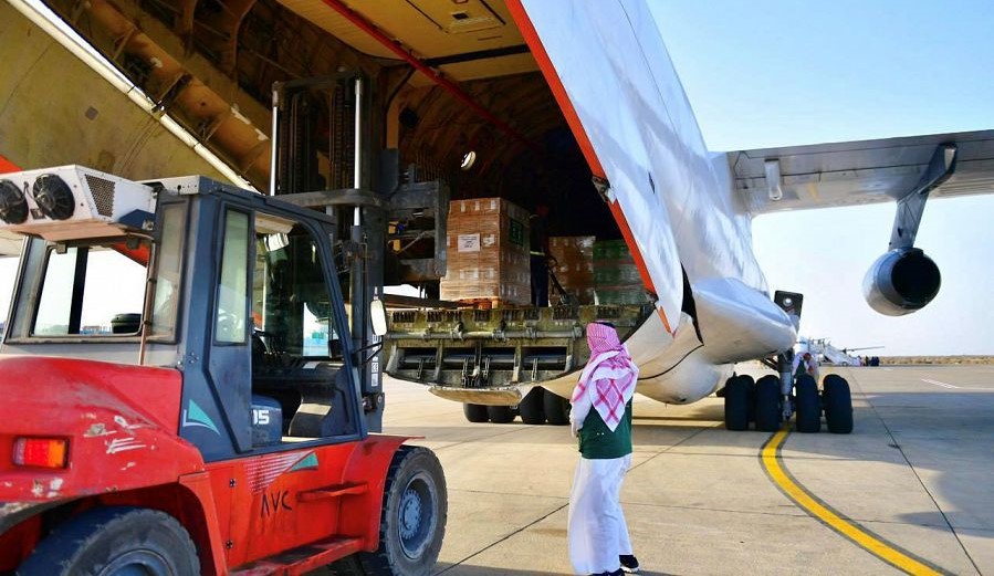 وصول الطائرة الإغاثية الثامنة ضمن الجسر الجوي السعودي لمساعدة الشعب السوداني