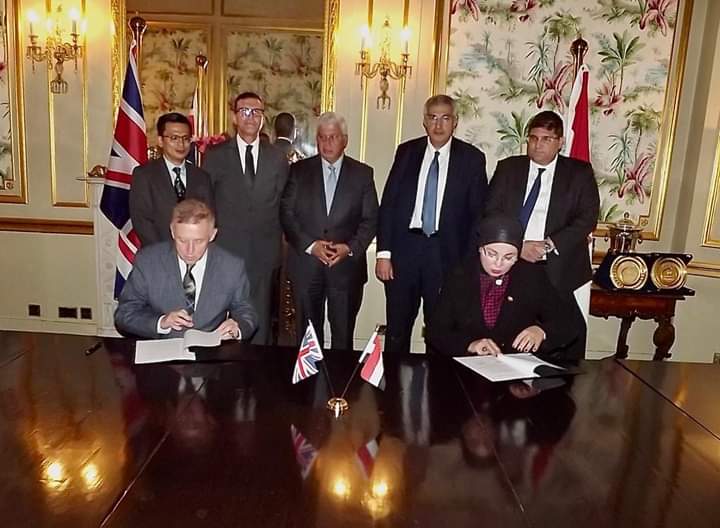 وزير التعليم العالي يشهد مراسم توقيع مذكرة تفاهم بين وزارة التعليم العالي والبحث العلمى والكلية الملكية للجراحين بأدنبرة