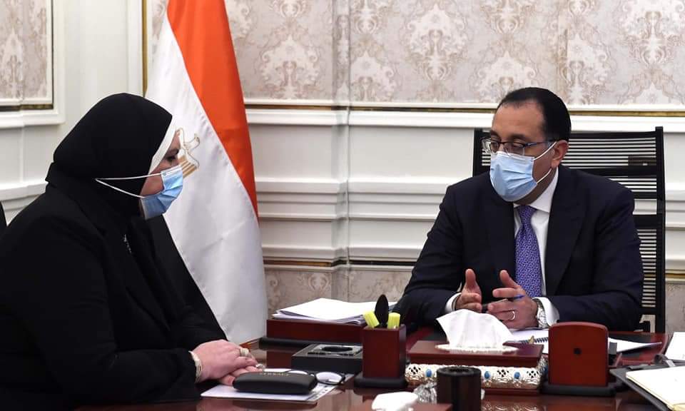 مدبولى يؤكد أهمية النهوض بالصناعة الوطنية لتلبية احتياجات السوق المحلية والتصدير بما يسهم في تقليل فاتورة الاستيراد ودعم الاقتصاد