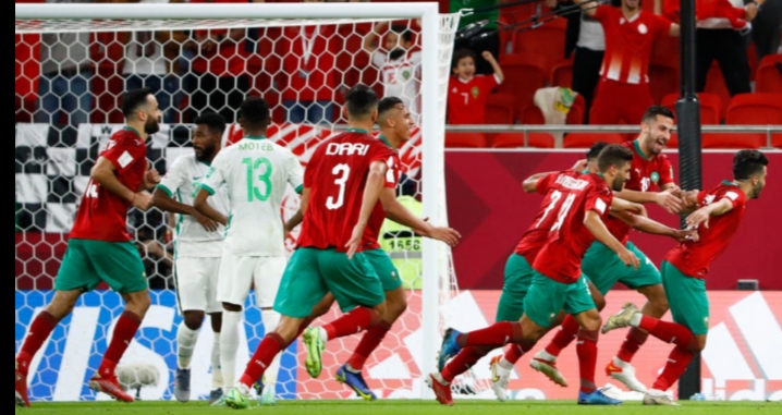 تأهل المنتخب الجزائري إلى الدور قبل النهائي من بطولة كأس العرب ..بعد فوزه علي نظيره المغربي