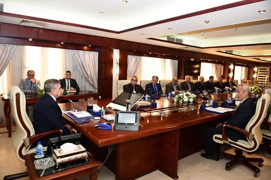 الفريق أسامة ربيع : "قناة السويس تبحث سبل جذب خطوط ملاحية جديدة لتعزيز المكانة الرائدة للقناة"