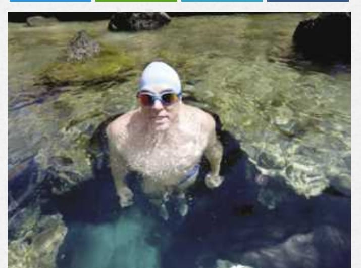 بعد عبوره البحر الأحمر في 16 يوما.. احتفالية لاستقبال السباح الإنجليزي لويس بوغ بالغردقة