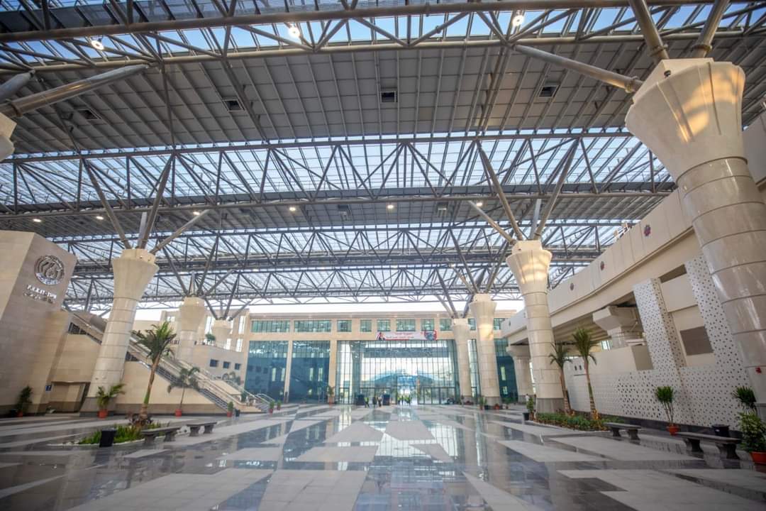 طبقاً لمجلـة " ENR " العالميـة  محطة عدلي منصور المركزية التبادلية العملاقة تحصل على جائزة أفضل مشروع نقل في العالم لسنة 2022م