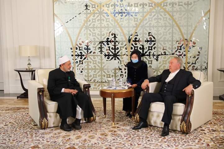 خلال كلمته لمسلمي كازاخستان بالمسجد الكبير:  شيخ_الأزهر: شرفتُ بالتتلمذ على تراث علماء كازاخستان وأدعو الشباب لإحيائه وإعادة نشره