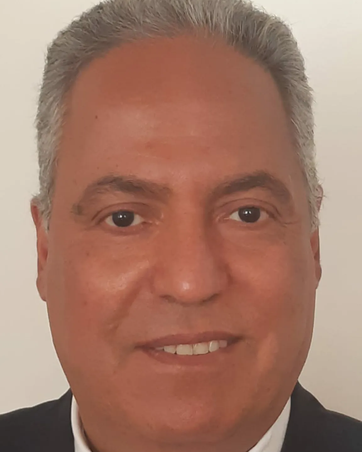 الفُقَــــرَاءُ وَالسَّــــرَابُ