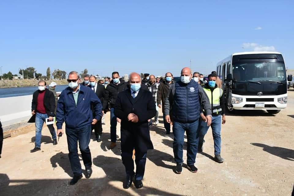 وزير النقل يتابع أعمال إنشاء محور طولي مروري من بنها حتى دمياط لربط طريق القاهرة الإسكندرية الزراعي بالطريق الدولي الساحلي لخدمة حركة نقل الركاب والبضائع عبر 6 محافظات بالوجه البحري والدلتا