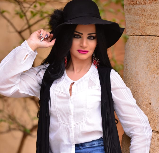 فراشة الرقص ميرامار:الوضع السياسي في لبنان وكورونا اثر علي الرقص الشرقي