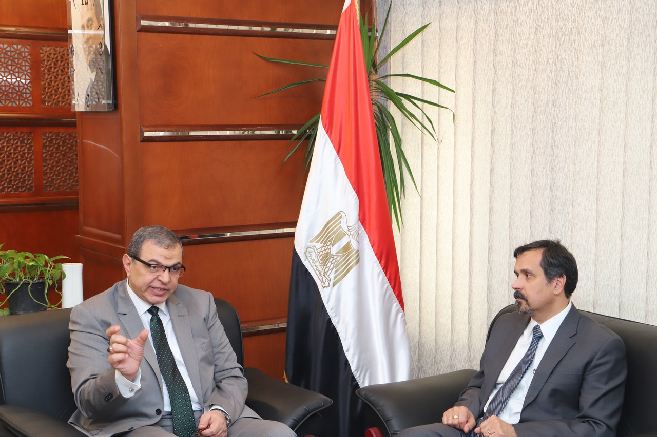 خلال لقائه وزير القوي العاملة.. "كافانا": حقل "ظهر" سينقل مصر إلي خانة المصدرين بنهاية 2019