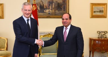 السيسي يتلقى رسالة من ماكرون ويشيد بالعلاقة مع فرنسا