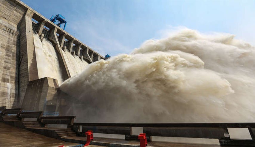 مكاسب "بالجملة" من سد تنزانيا.. قروض دولية بفائدة صفرية ودعم بـ 3 مليار دولار وتأكيد دور مصر التنموي