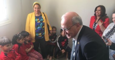 "تعليم النواب" تشيد بتجربة مدارس النيل للغات بأسوان وتصفها بـ" الناجحة"