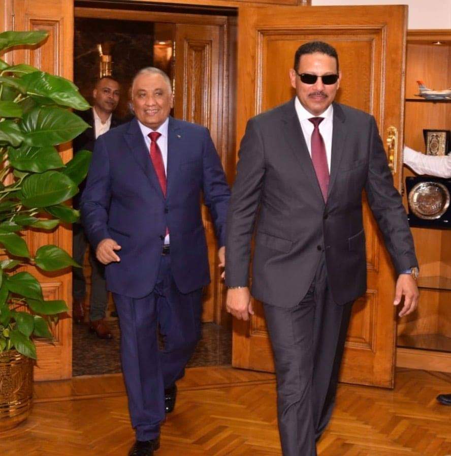 بالصور...رئيس هيئة الرقابة الإدارية يستلم مهام عمله