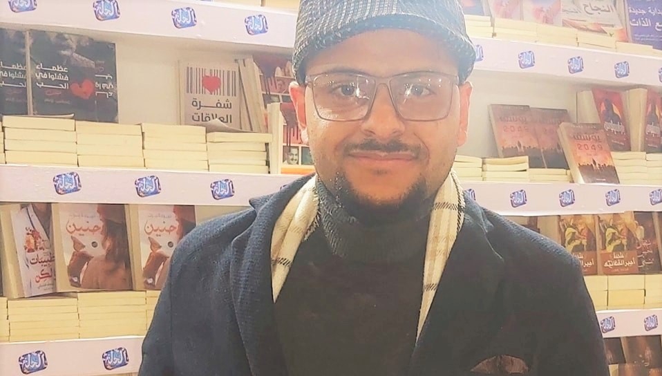 كتاب «كخ يا بابا» للكاتب الساخر محمد حسين الجداوى  بمعرض القاهرة الدولي للكتاب