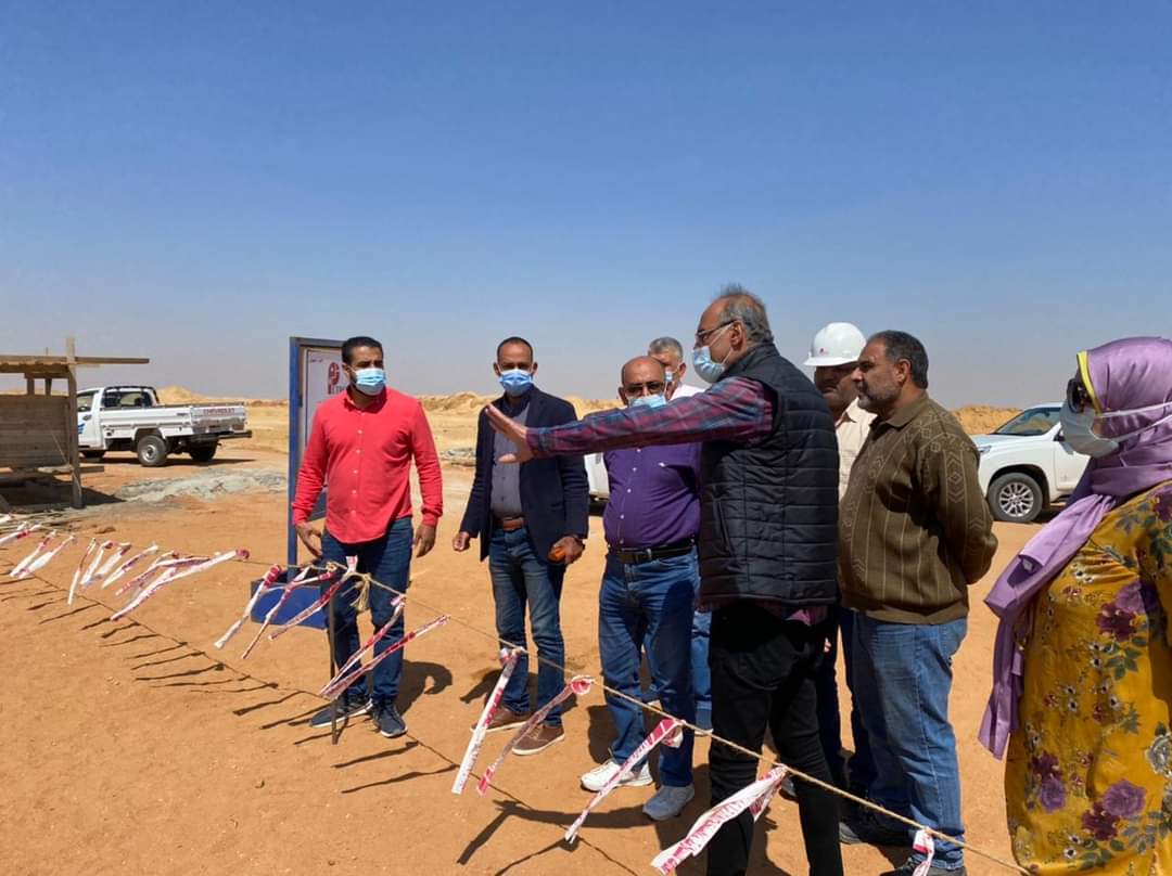 رئيس جهاز "أكتوبر الجديدة"يتفقد سير العمل بمشروعات الطرق والإسكان والخدمات بالمدينة