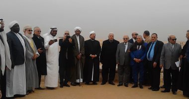 مختار جمعة ووزراء أوقاف العالم وضيوف مؤتمر الشئون الإسلامية يصعدون الهرم