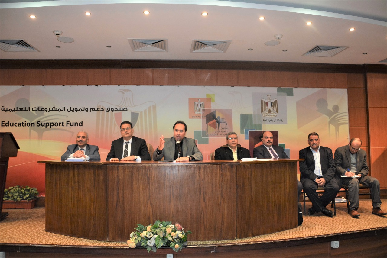 نائب وزير التعليم لشئون المعلمين: نعمل على معالجة الاغتراب الداخلى وخاصة فى المناطق الحدودية