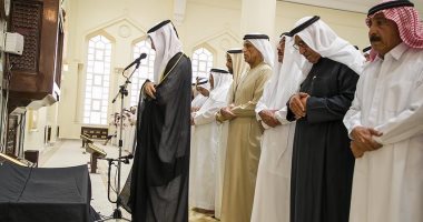 حاكم رأس الخيمة يشارك فى تشييع جثمان نورة بنت حميد بن محمد القاسمى