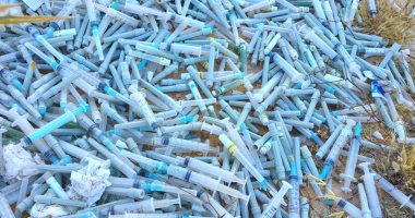 انتشار سرنجات حقن مستخدمة فى شوارع مطروح.. وكيل الصحة: لا تخصنا