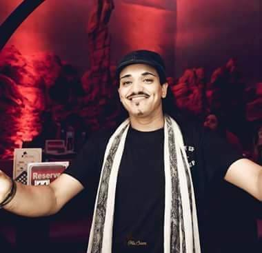 الفنان المصرى زيدان محمد عاشق الغناء الغربى يحيى حفلات بأوروبا والغردقة وشرم الشيخ