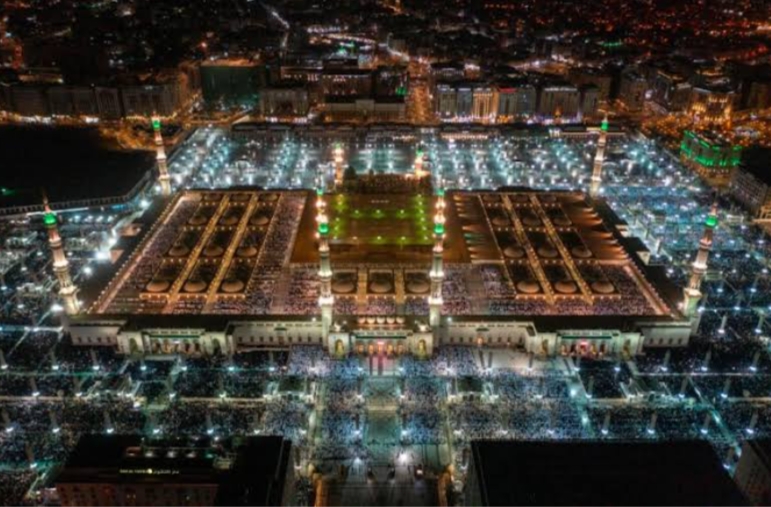 وصول أكثر من ٥٣١ ألف حاج إلى المدينة المنورة