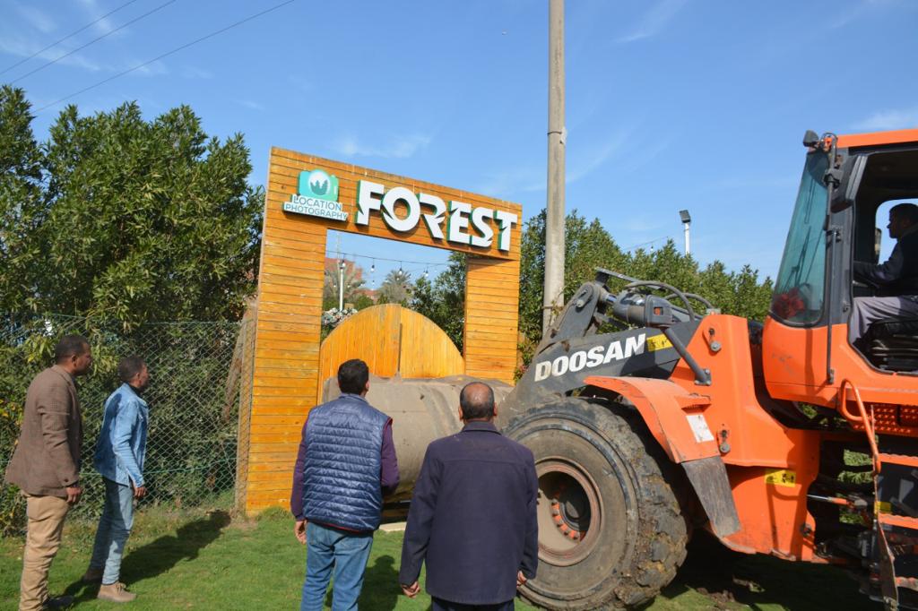 محافظ القليوبية يواصل الحملة المكبرة لإزالة التعديات على طريق مصر اسكندرية الزراعي بنطاق مدينة طوخ