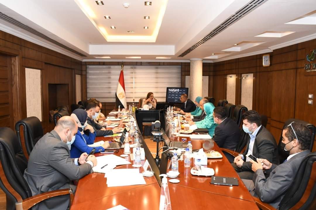 السعيد تناقش الدخل والانفاق مع  صندوق النقد