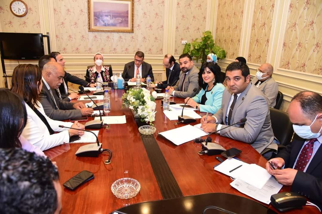 البيئه وحقوق الإنسان في البرلمان