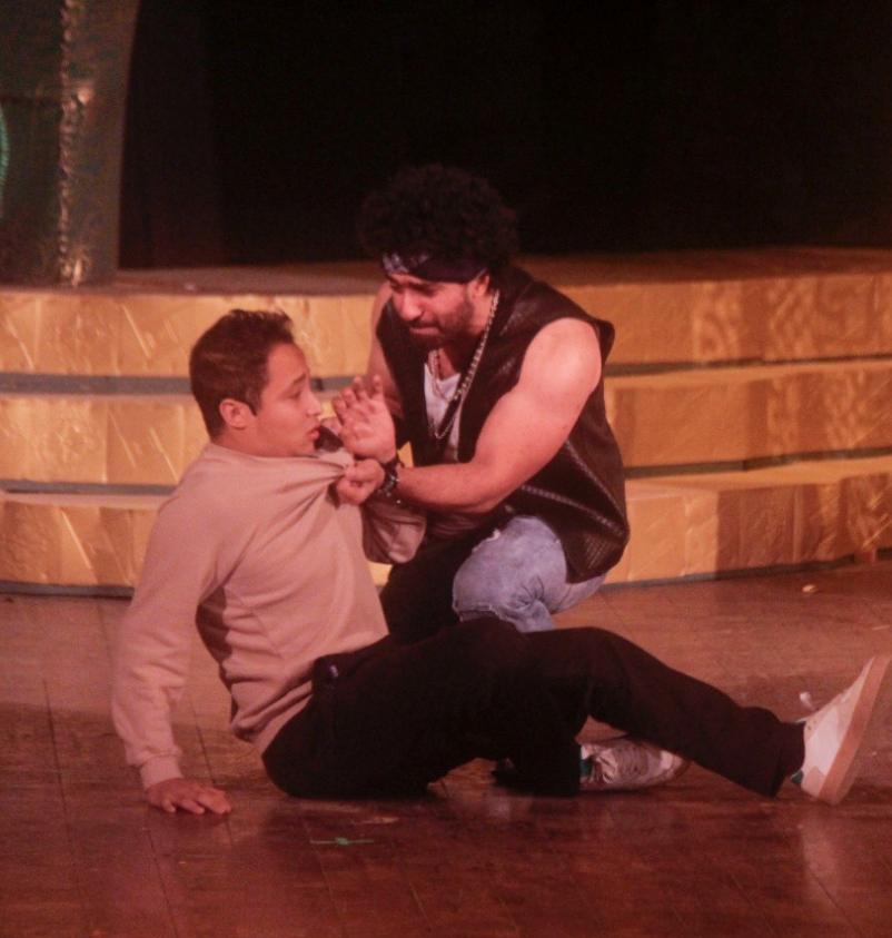 وسط حضور إعلامي وجماهيري كبير تم إفتتاح العرض المسرحي ( حلاوة الحب ) 