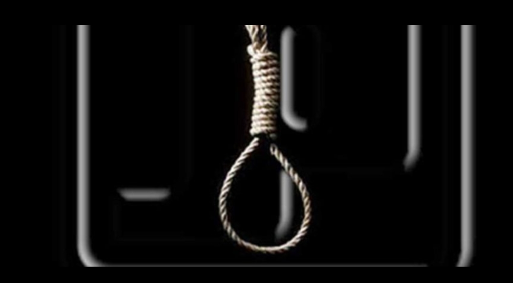 نجار مسلح ينهي حياته شنقًا لمروره بأزمة نفسية بسوهاج 