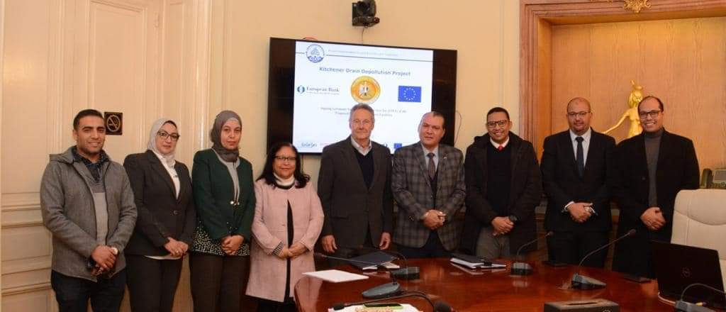 وزارة التنمية المحلية توقع عقد استشاري تقييم الأثر البيئى والاجتماعى بمصرف كيتشنر