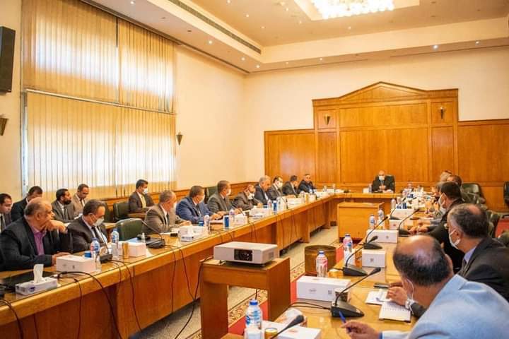 رفع درجة الجاهزية بكافة أجهزة الوزارة لضمان توفير الاحتياجات المائية لكافة المنتفعين خلال فترة أقصى الاحتياجات