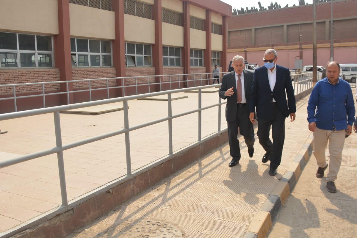 محافظ القليوبية يتابع أعمال العطل المفاجئ بمحولات كهرباء محطة مياه بنها المرشحة لمتابعة عمليه الاصلاح