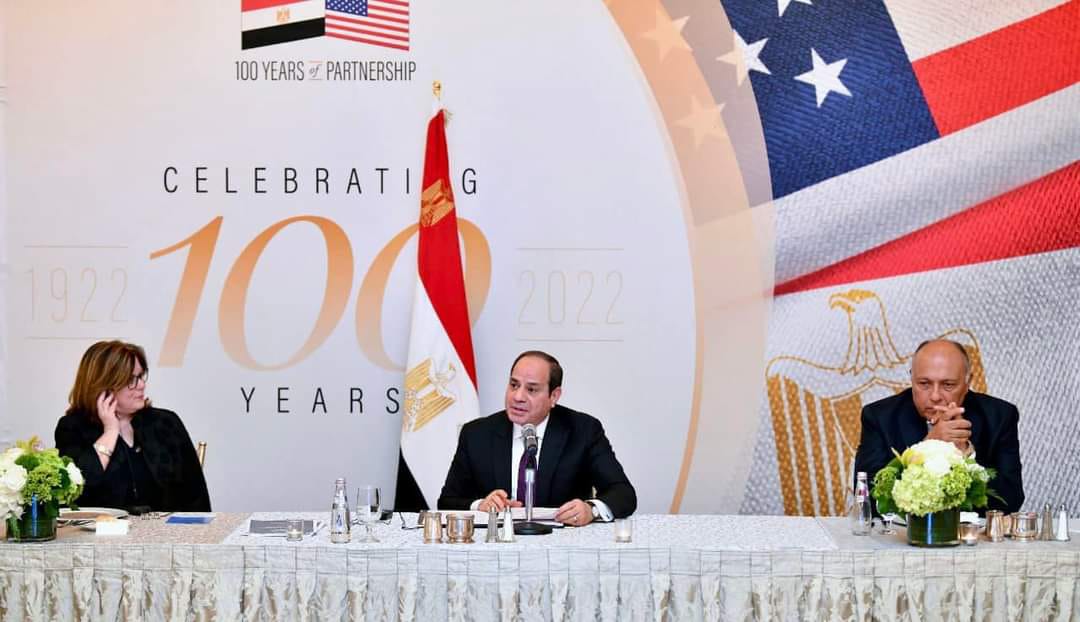 الرئيس السيسي يشارك في مأدبة عشاء غرفة التجارة الأمريكية بواشنطن