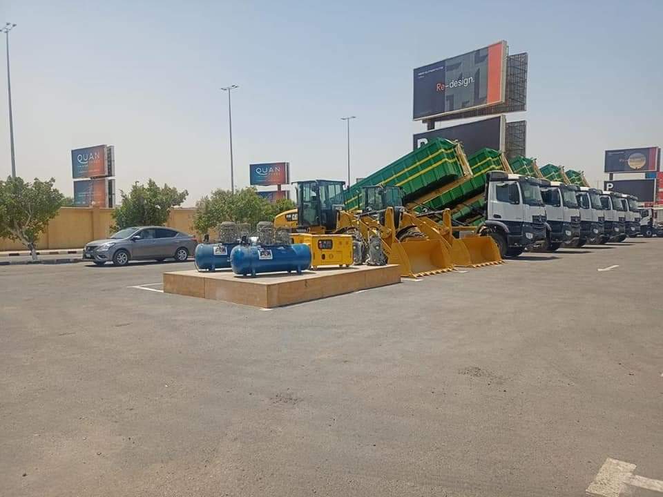 وزير التنمية المحلية يتابع إجراءات تسليم معدات المحطات الوسيطة للمخلفات ليوسف الصديق بالفيوم وكفر الدوار بالبحيرة