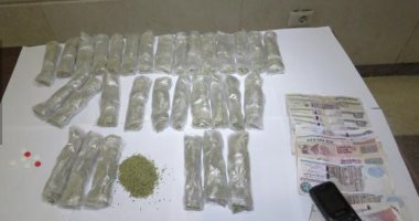حبس متهمين بحيازة المواد المخدرة بالتجمع 4 أيام