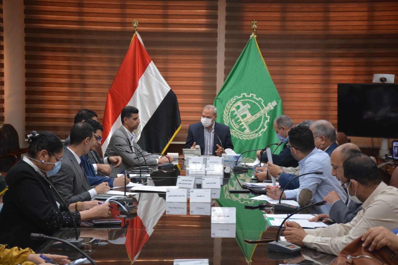 محافظ القليوبية يعقد اجتماعا بشأن مشروعات قطاع الصحة بمبادرة حياه كريمة بشبين القناطر